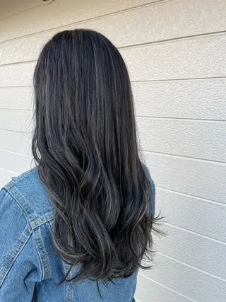 ロング YAP！HAIR所属・YAP！HAIR トコツメアヤノのヘアスタイル