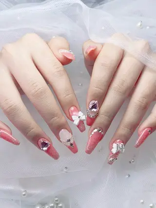 ネイル ネイルサロンロータス (渋谷店)のネイルデザイン