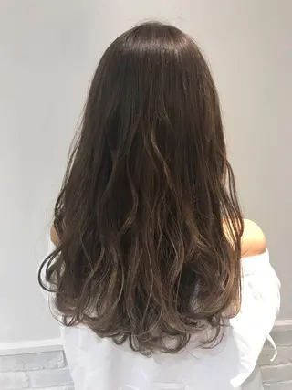 ロング カラー 若林 美由希のヘアスタイル