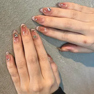 ネイル nailstudio ′ecole所属・nailstudio ′ecoleのネイルデザイン