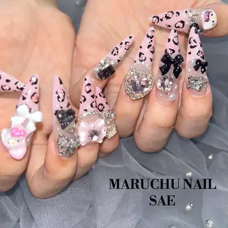 ネイル MARUCHU SAE👽のネイルデザイン