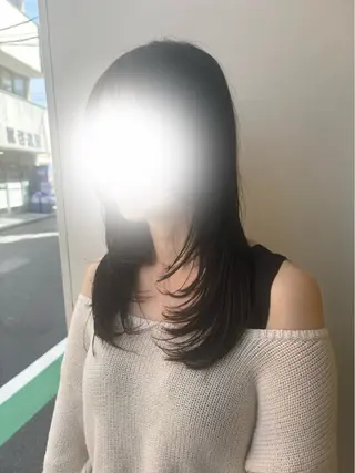 セミロング 山田 桃華のヘアスタイル