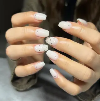 ネイル Minako 【Charmant】のネイルデザイン