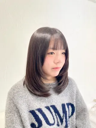 セミロング scene中性ストレート/縮毛矯正【シーン】所属・ジョー/ 縮毛矯正の専門家のヘアスタイル