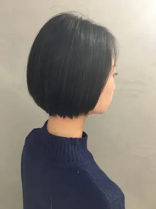 ショート カラー 代表　土屋ヒロユキ ショートカットのヘアスタイル