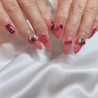 ネイル NAILST Naomiのネイルデザイン
