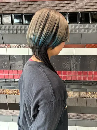 セミロング design salonLia所属・色落ちまで2度綺麗な ハイトーン🪞/ミクのヘアスタイル