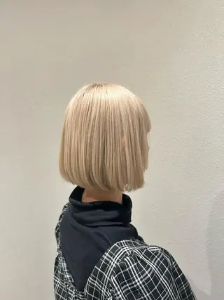 ショート カラー 💙ルル💙 ハイトーン/レイヤーのヘアスタイル