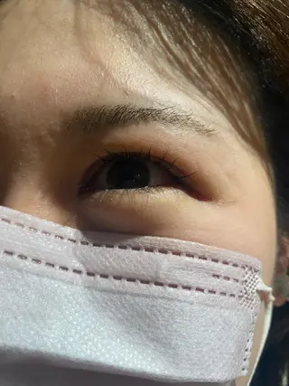 マツエク・マツパ 堀江 萌々子のヘアスタイル