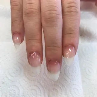 ネイル ネイルリボン 受付スタッフのネイルデザイン