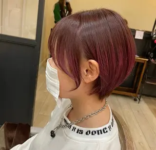 カラー しおり🍬 KOKORO🤍のヘアスタイル