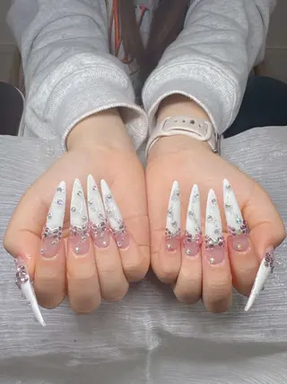 ネイル Lee Nailsのネイルデザイン
