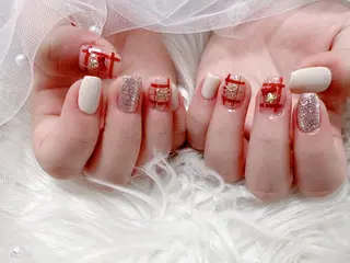 ネイル &ME Momoのネイルデザイン