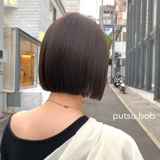 ショート カラー センターパート/ 暖色カラーayuのヘアスタイル