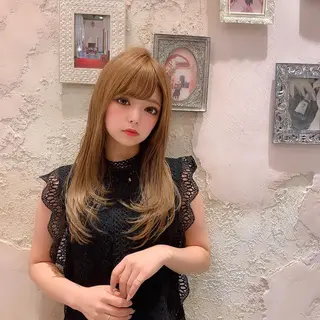 セミロング 代表山口ひな 髪質改善のプロのヘアスタイル