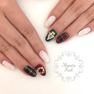 ネイル Sympa 𝓜iwako🐰ᩚのネイルデザイン