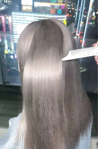 ロング カラー ミルクティー/透明感 カラー🎀YURIAのヘアスタイル