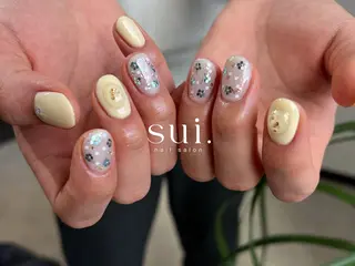 ネイル sui.nailsalon所属・yokozawa sakiのネイルデザイン