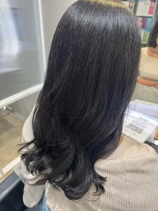 カラー w/o by Overlay所属・似合わせカット /渡辺日那のヘアスタイル