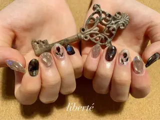 ネイル liberté (リベルテ)のネイルデザイン