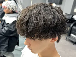 パーマ メンズ 🥇メンズパーマ /縮毛矯正/木村神心のヘアスタイル