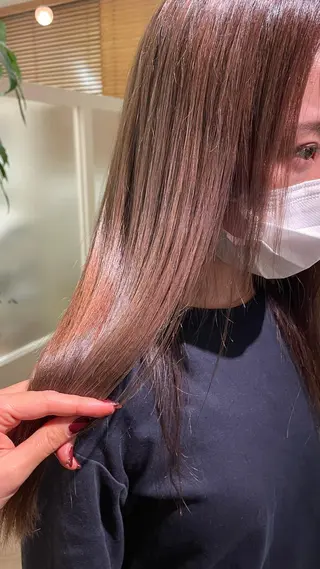セミロング 安田 朱由のヘアスタイル