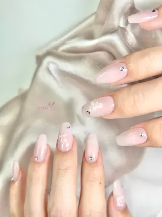 ネイル オーダーネイルチップ サロンcelebiのネイルデザイン