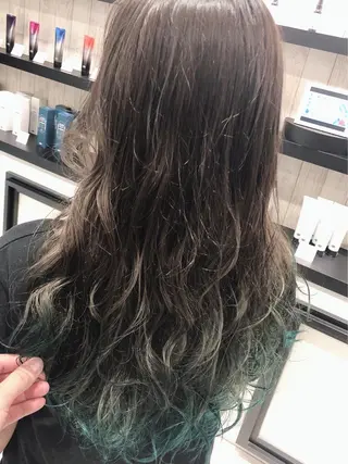 セミロング カラー 難しい髪質の縮毛矯正 高岡/射水/髪質改善のヘアスタイル