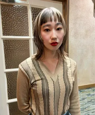 ミディアム カラー 海外レイヤー/ ブロンドKazuhaのヘアスタイル