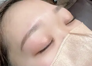 アイブロウ B's緑店 eyelist川上のマツエク・マツパデザイン