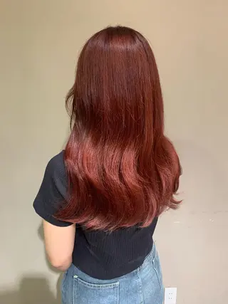 ロング カラー grace by afloat所属・平尾 樹里のヘアスタイル