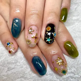 ネイル nail Eclat所属・志賀野 美喜のネイルデザイン