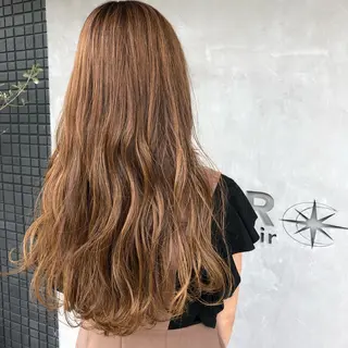 ロング 近藤 千裕のヘアスタイル