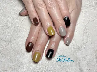 ネイル なつき/ママ向け シンプルネイルのネイルデザイン