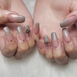 ネイル ビジュード ネイルのネイルデザイン