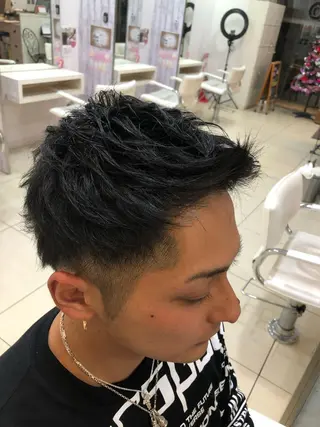 ショート メンズ 韓国風メンズ/毛流れ ヘアなら須田龍世のヘアスタイル