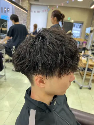 パーマ メンズ レイヤー/スパイキー ショート/坂本翔のヘアスタイル