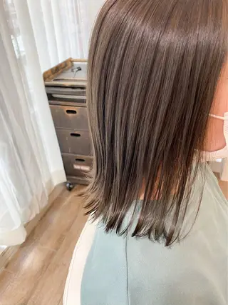 ミディアム 志賀 菜妃のヘアスタイル