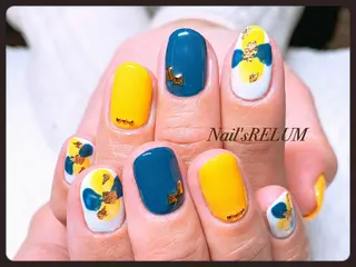 ネイル THECOLORS所属・近貞 莉奈のネイルデザイン