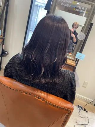 ミディアム 亀川蓮 Agu hairのヘアスタイル