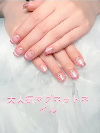 ネイル pink ladyサロン所属・べ にのネイルデザイン