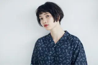 ショート カラー THE DAY所属・AKI HASHIMOTOのヘアスタイル