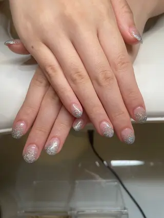 ネイル b’6 by Stir所属・b’6 Ayakaのネイルデザイン