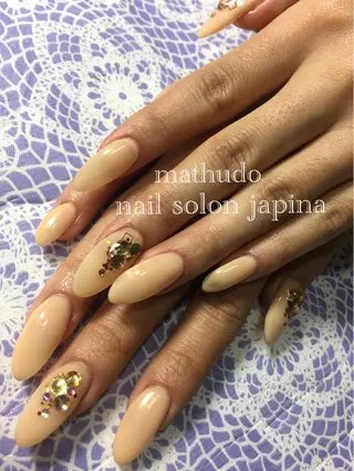 ネイル ネイルサロンハピーナ自宅サロン所属・金沢 未緒のネイルデザイン