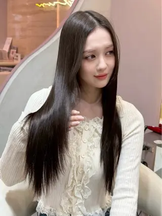 ミディアム ブリーチなしW🎀 髪質改善／はのんのヘアスタイル