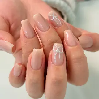 ネイル Bianca YOKOTANI🌻のネイルデザイン