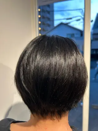 カラー 津山 優真のヘアスタイル