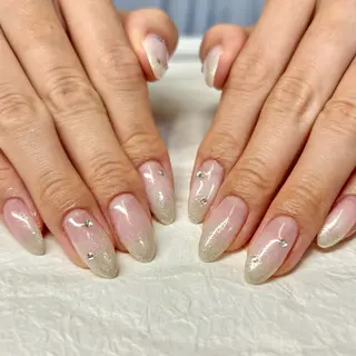 ネイル ラヴィアンローズ所属・S. kurumiのネイルデザイン