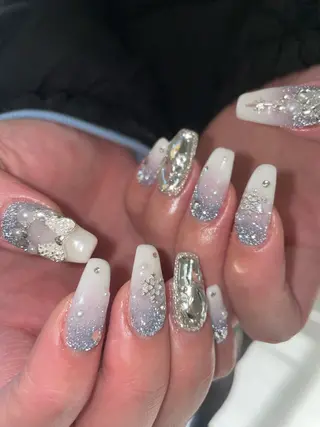 ネイル Hisaka Mikiのネイルデザイン