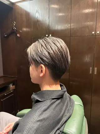 カラー メンズ マスダ コウのヘアスタイル